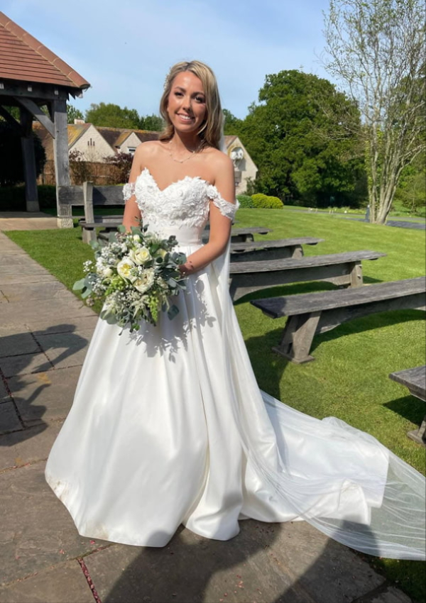 Bridal bouquet handmade by B's Blooms florist in Tiptree